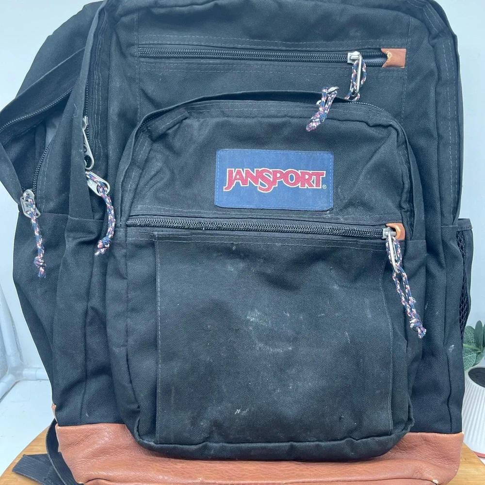 Vintage JANSPORT Leather Bottom Backpack Multipocket -‎ Black.